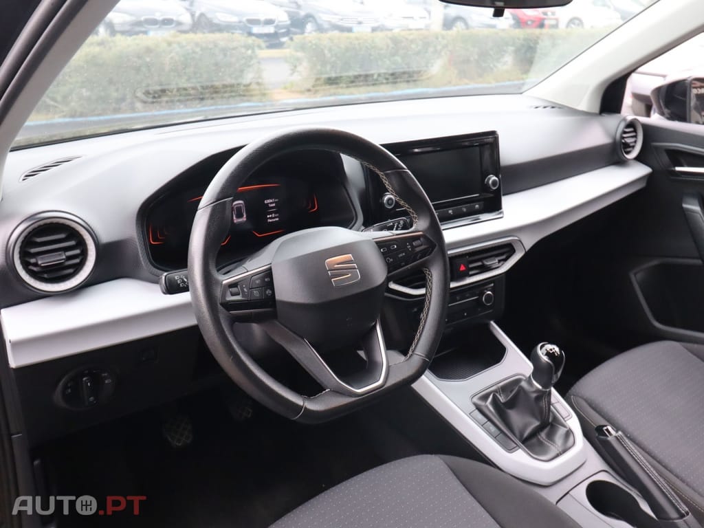 SEAT Arona 1.0 TSI Style — fotografia 7