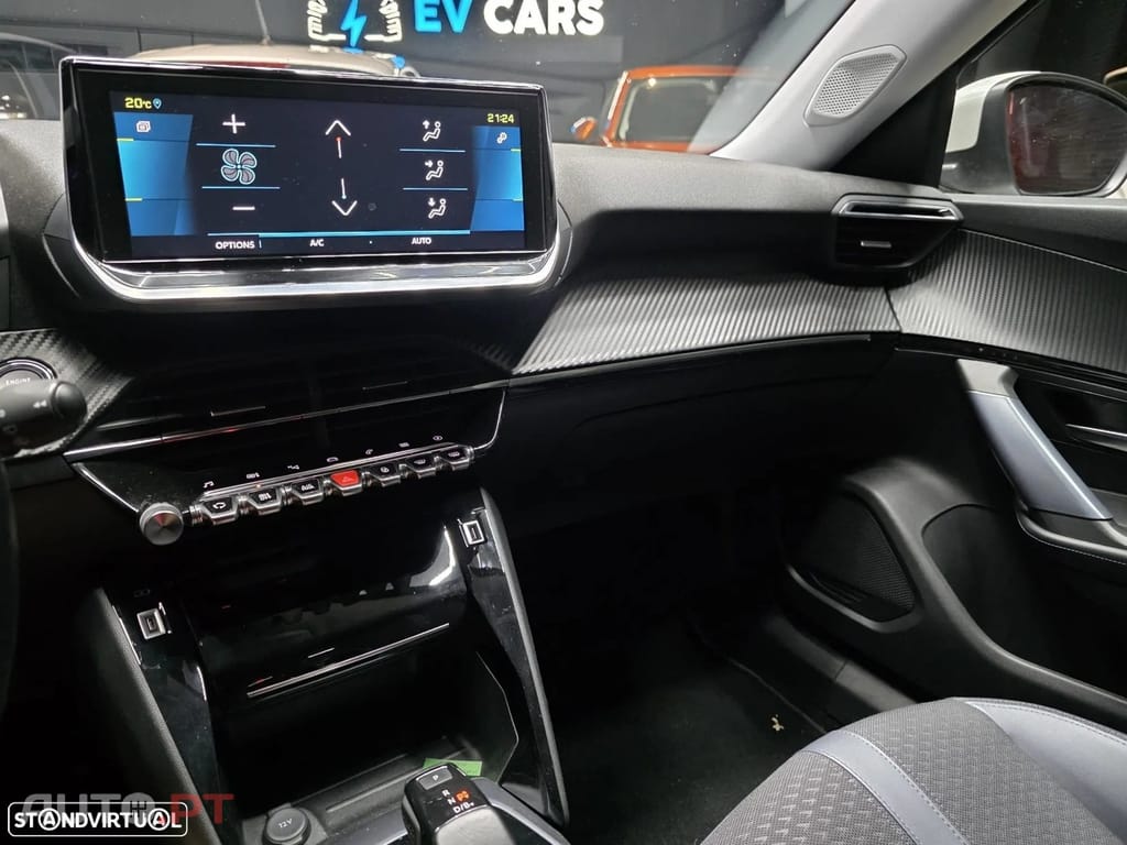Peugeot E-2008 50 kWh Allure Pack