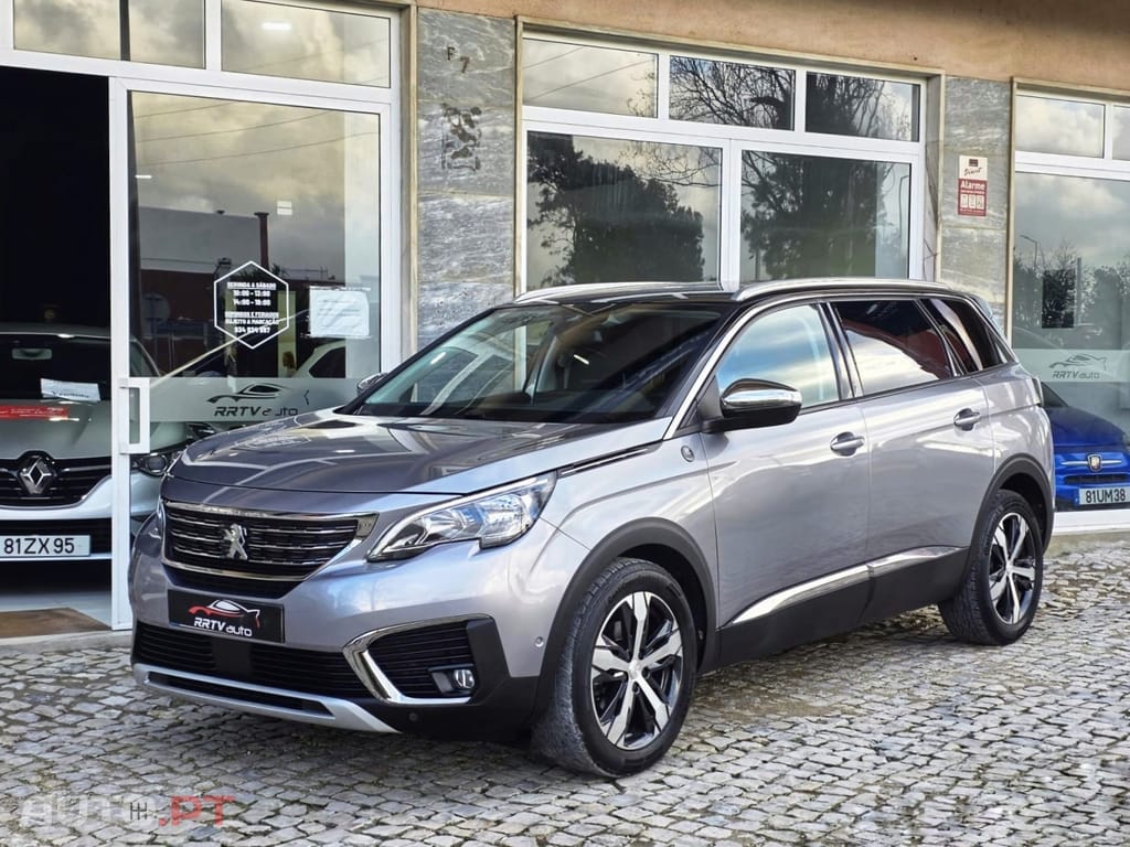 Peugeot 5008 PureTech 130 Crossway