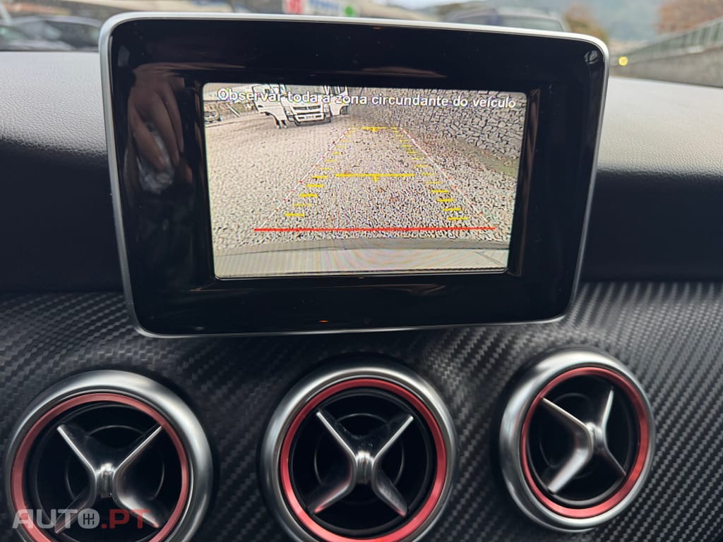 Mercedes-Benz A 180 d AMG Line