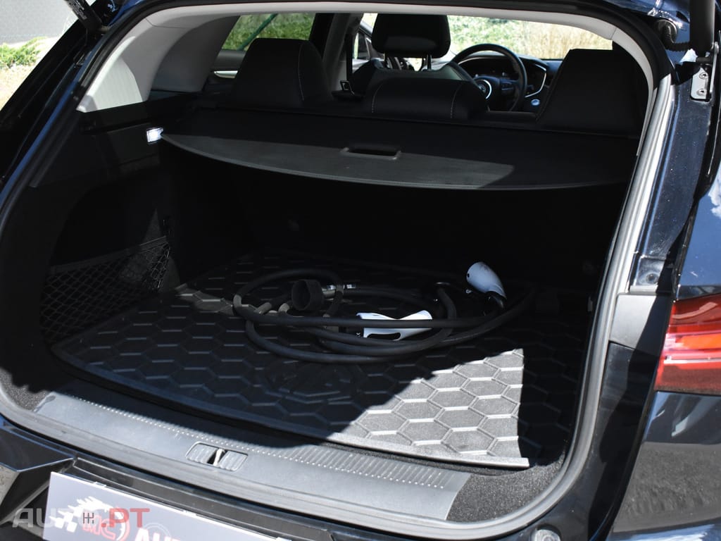 MG Marvel R 70 kWh AWD Performance