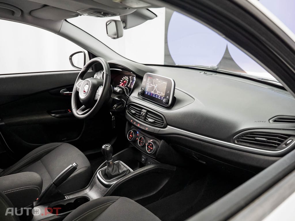 Fiat Tipo 1.3 M-Jet Lounge