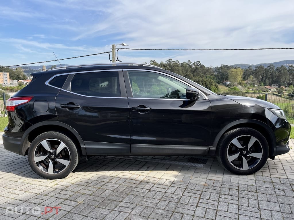 Nissan Qashqai 1.5 dCi N-Connecta 18 RS+PS