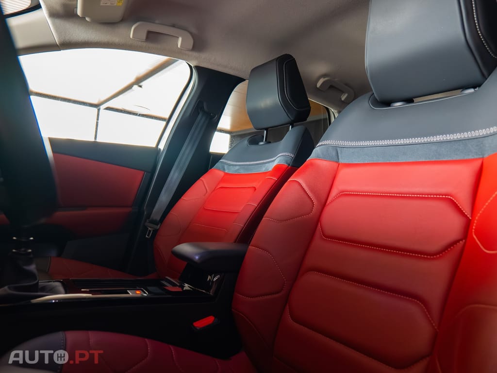 Citroen C4 BlueHDi 110 Stop&Start SHINE
