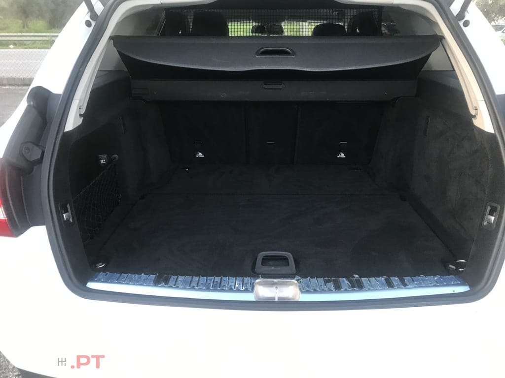 Mercedes-Benz C 300 BlueTEC Hybrid Avantgarde