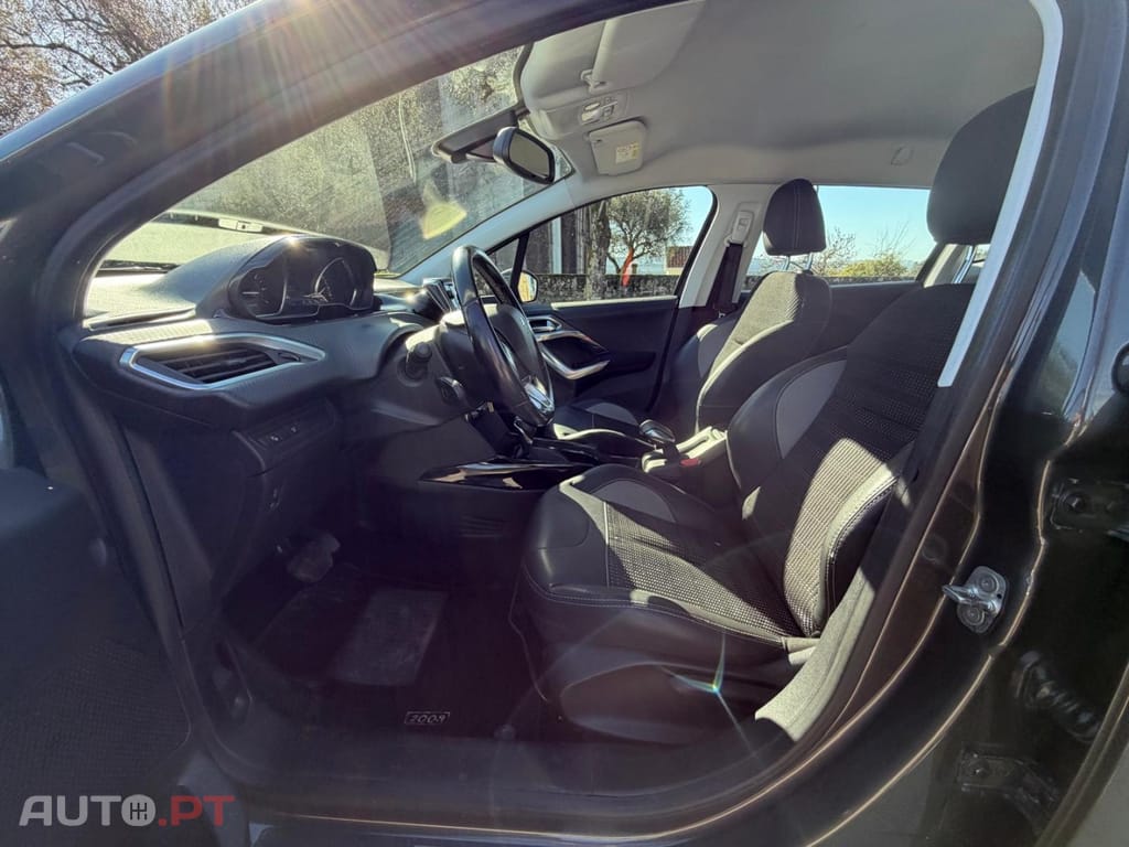 Peugeot 2008 PureTech 82 ETG5 STOP&START Allure