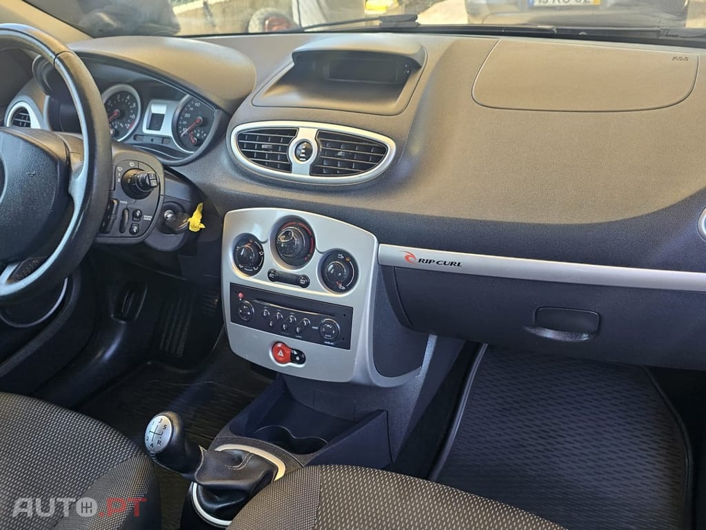 Renault Clio 1.2 16V Rip Curl II