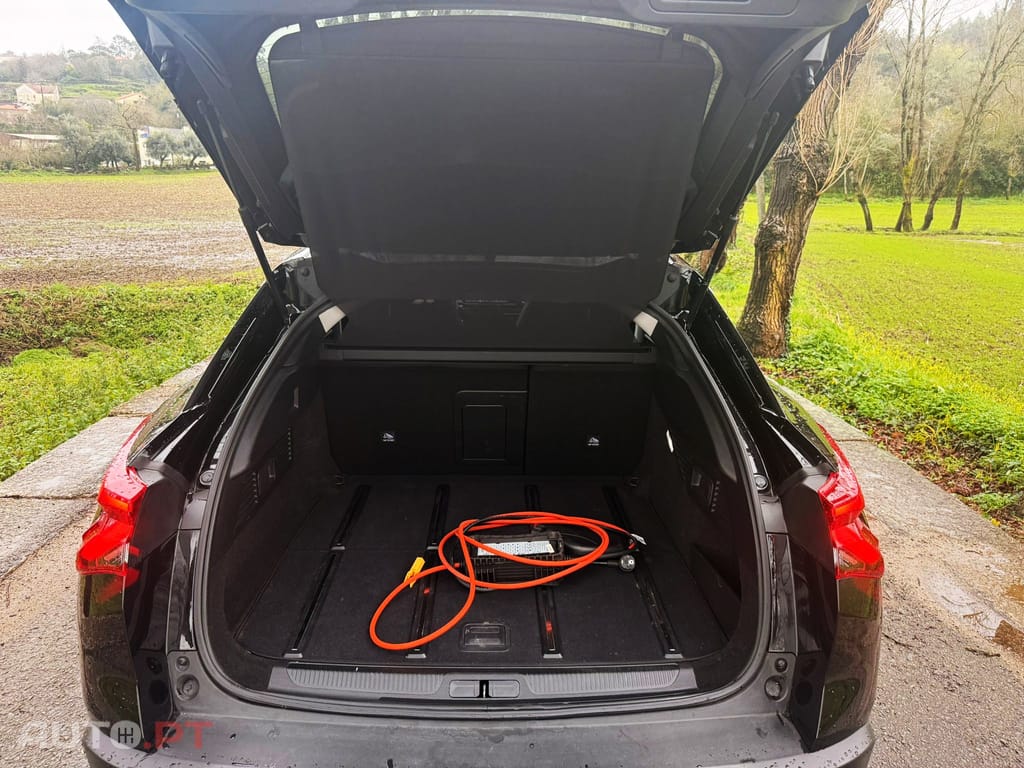 Citroen C5 X 1.6 Hybrid Feel Pack e-EAT8