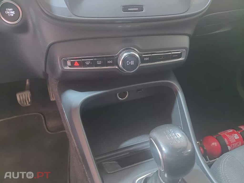 Volvo XC40 1.5 T3 Momentum Tech Edition