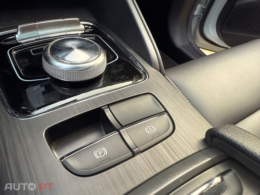 MG ZS EV Luxury
