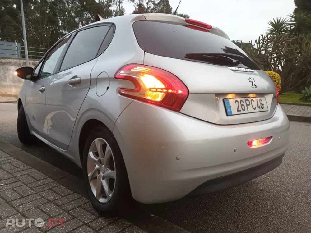 Peugeot 208 1.2 PureTech Active