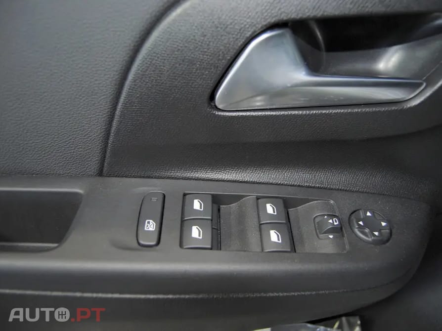 Opel Corsa 1.2 HYBRID GS eDCT