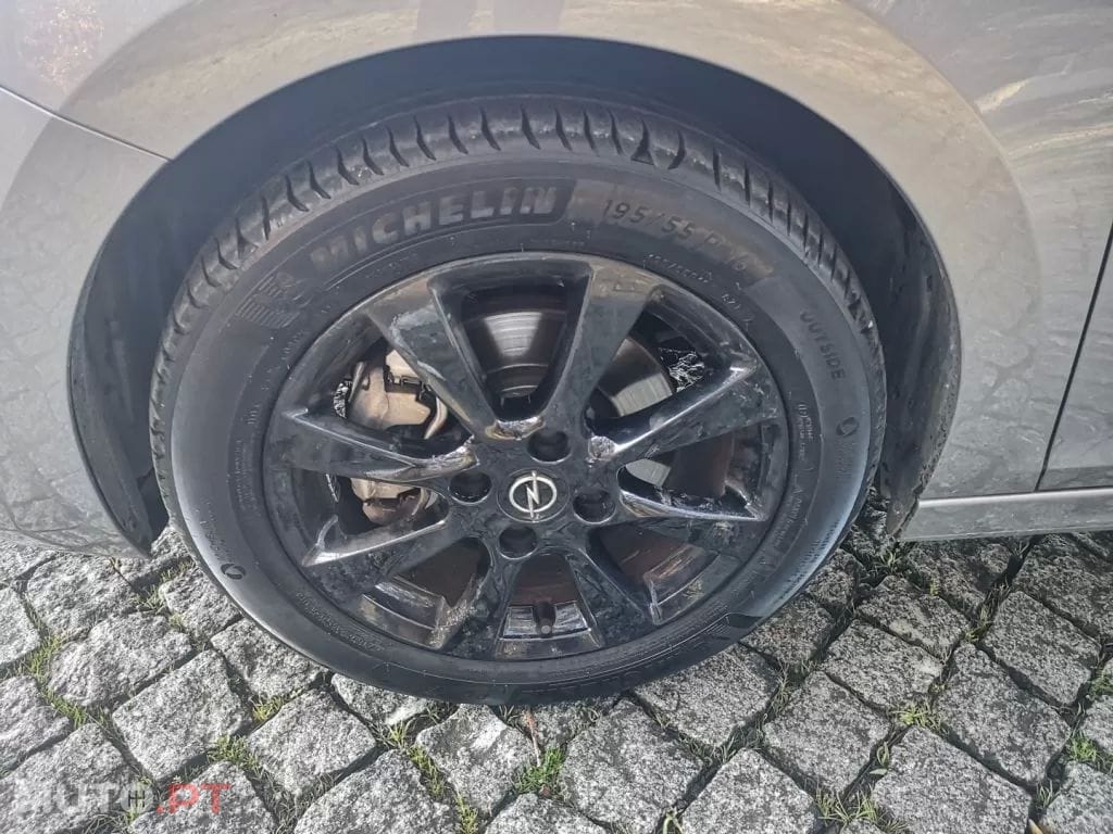 Opel Corsa 1.2 T Edition