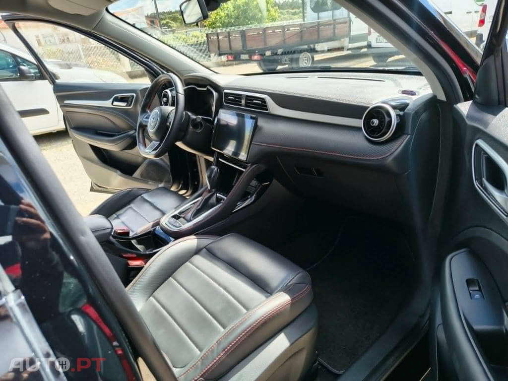 MG ZS 1.0 T-GDI