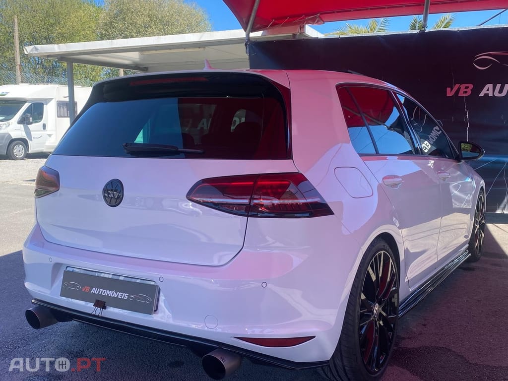 Volkswagen Golf 2.0 TSi GTi DSG Performance