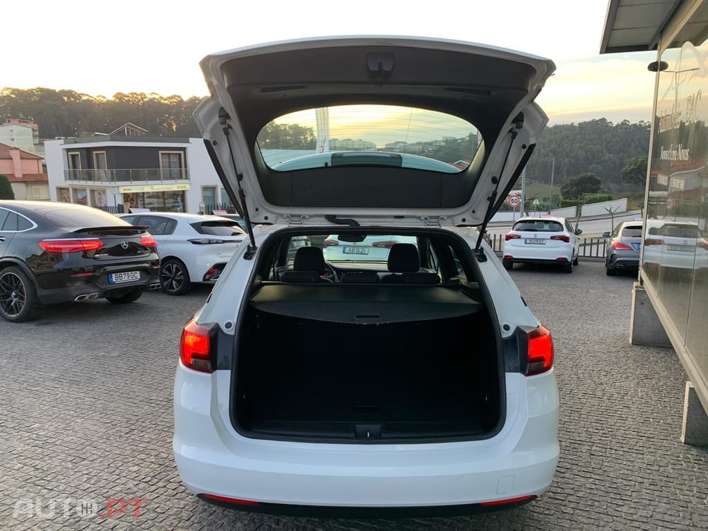 Opel Astra Sports Tourer 1.5 D Business Edition S/S