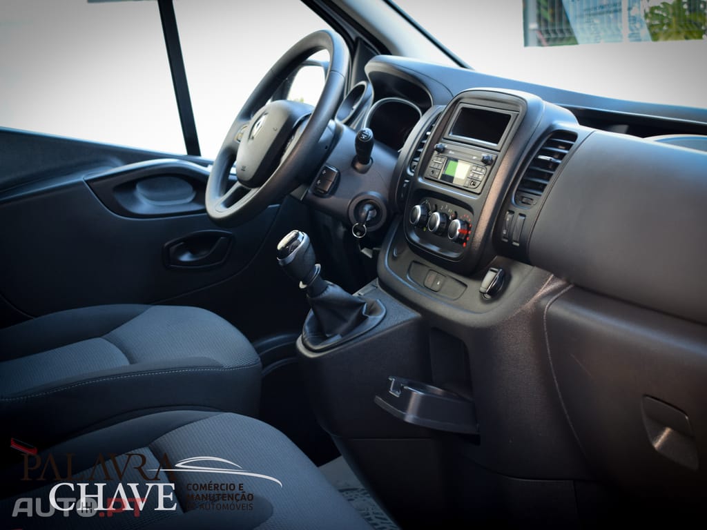 Renault Trafic 9 Lugares 2.0 DCI