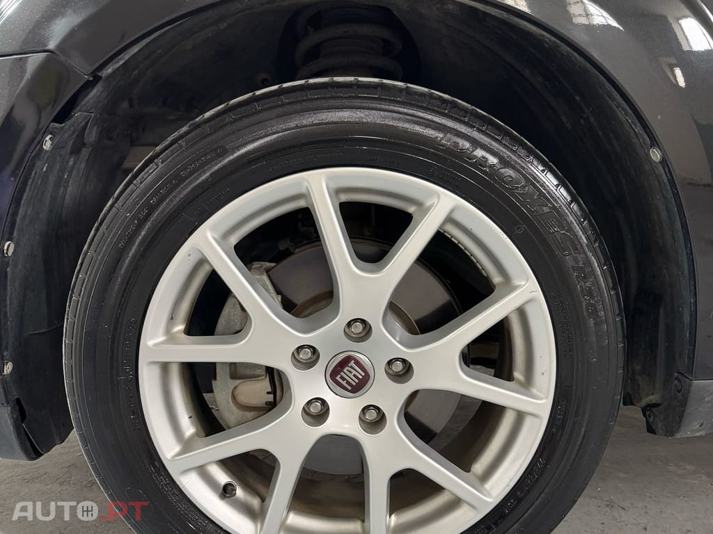 Fiat Freemont black 7 lugares