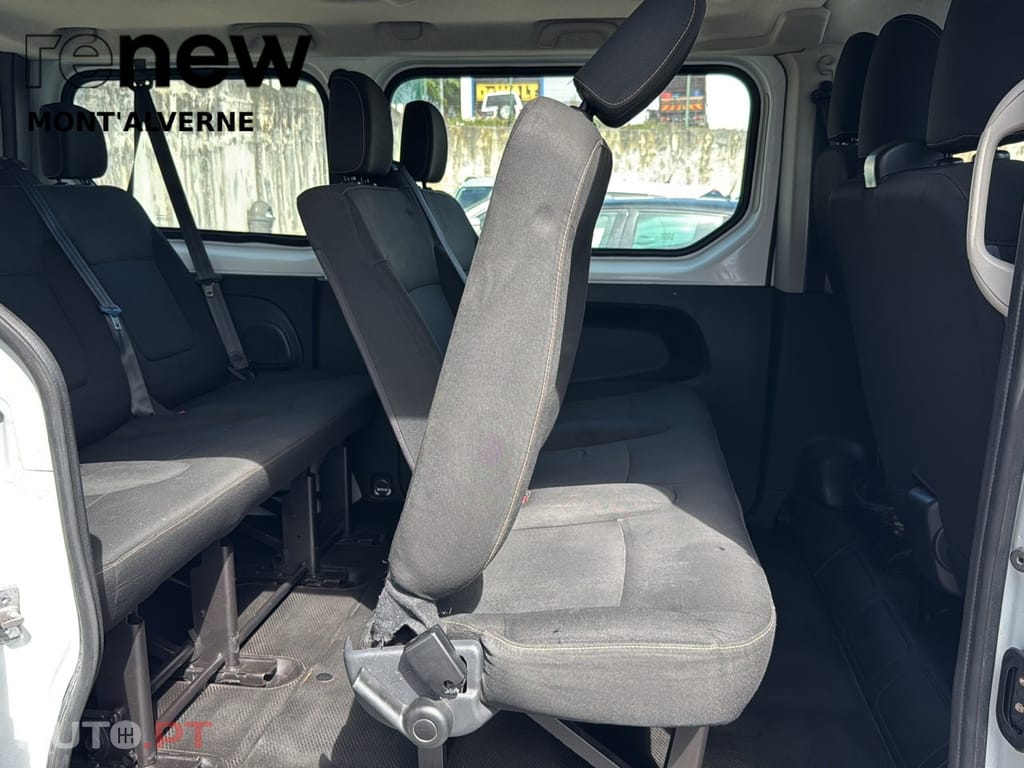 Renault Trafic 9 Lugares Pack Clim
