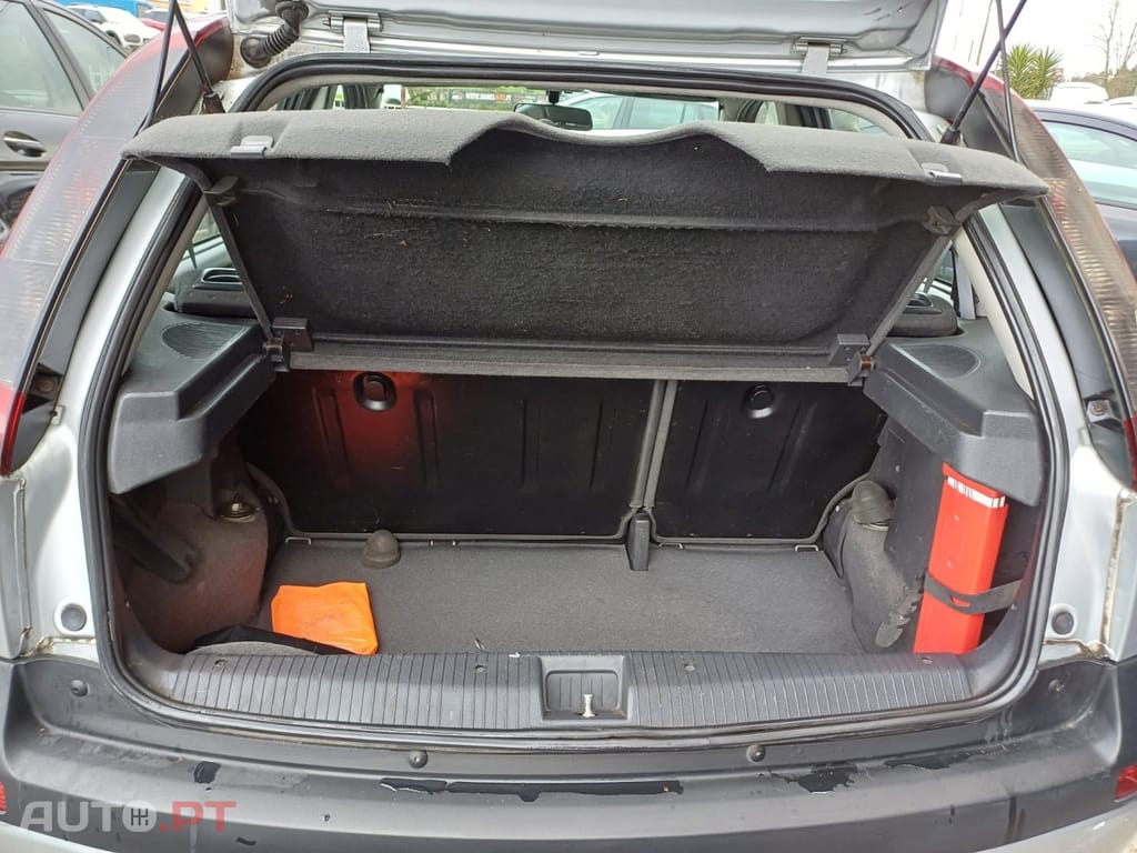 Opel Corsa 1.2 16V Enjoy