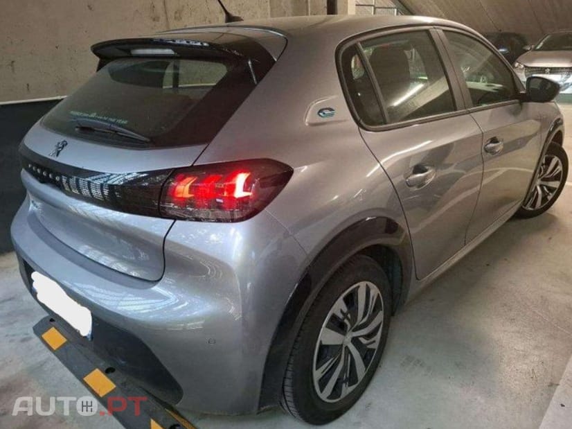 Peugeot E-208 50 kWh Active Pack