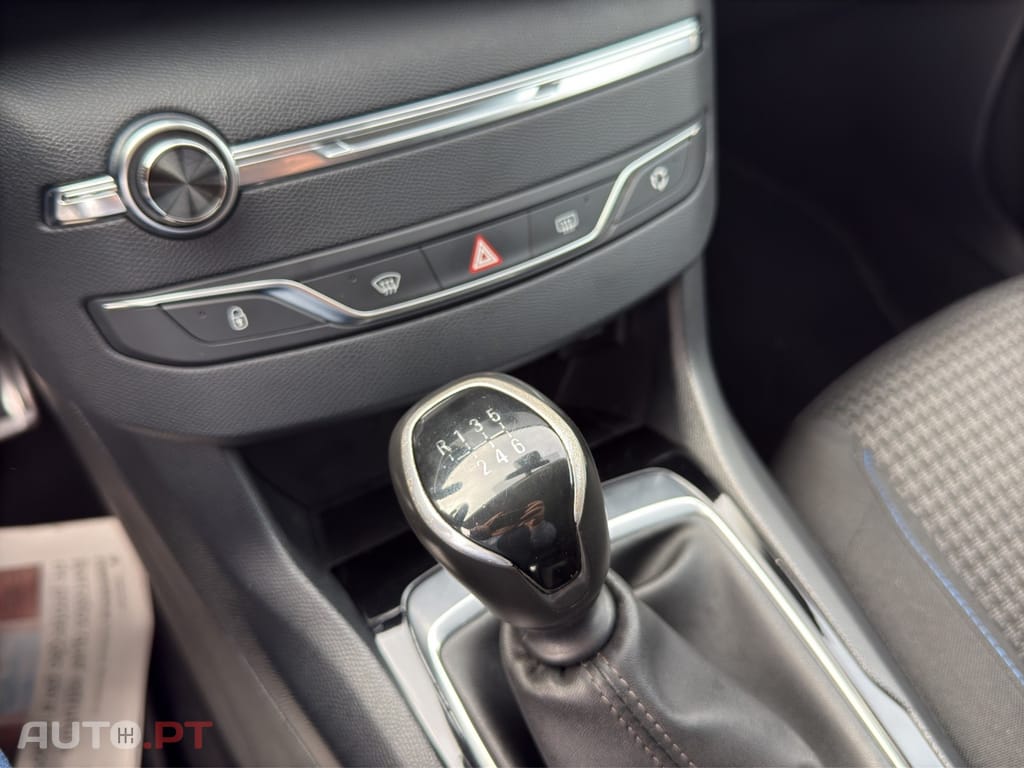 Peugeot 308 1.2 PureTech Style