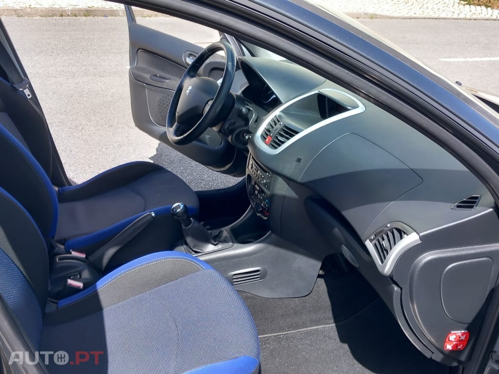 Peugeot 206 + 1.4 HDI Basis