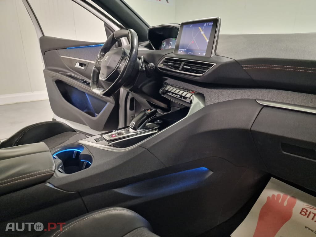Peugeot 5008 1.6 BLUEHDI 120CV GTLINE TETO DE ABRIR