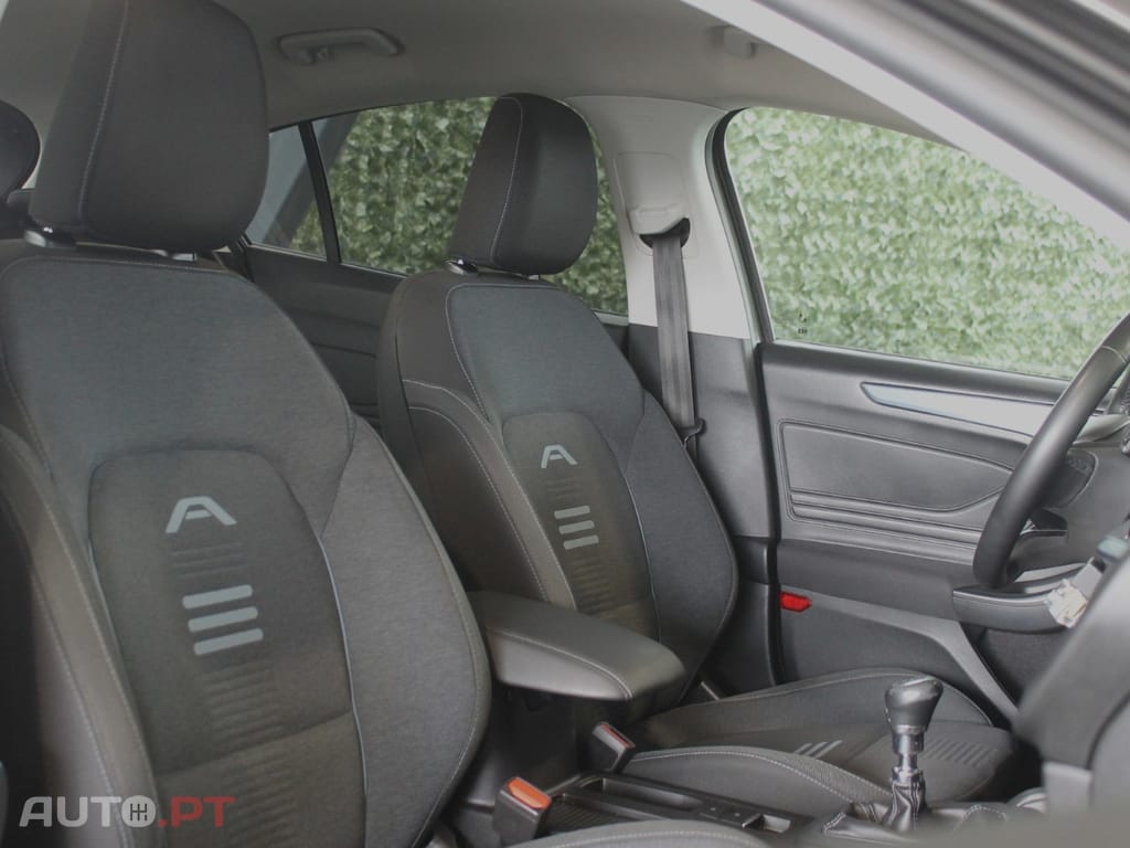 Ford Focus 1.0 EcoBoost MHEV Active X