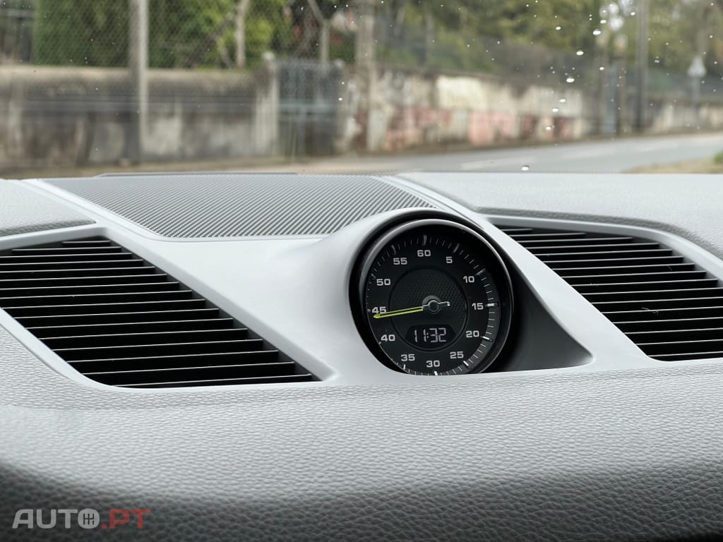 Porsche Cayenne E-Hybrid Platinum Edition