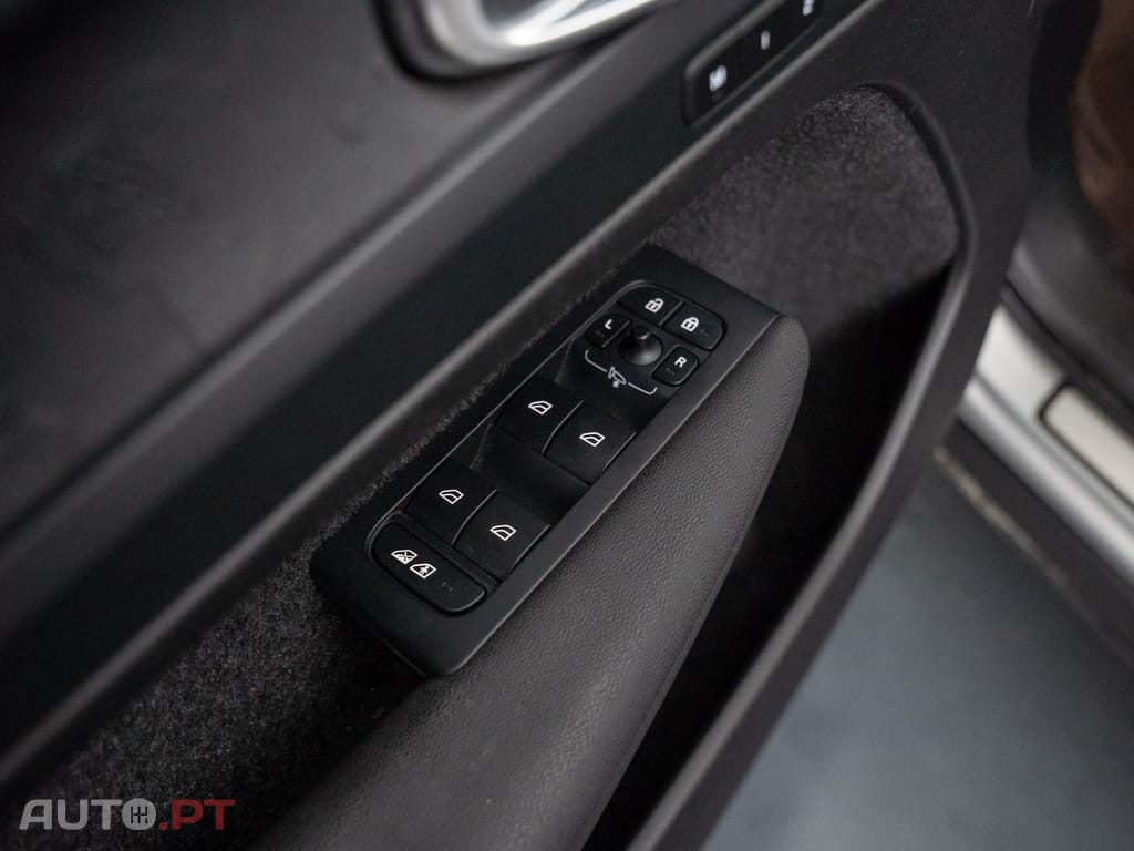 Volvo C40 Recharge Twin Ultimate