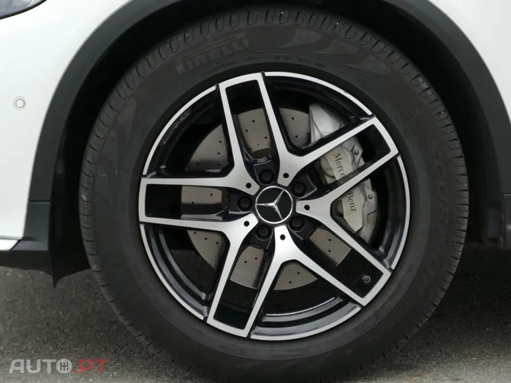 Mercedes-Benz GLC 220 d 4Matic 9G-TRONIC AMG Line