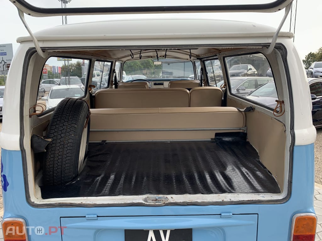 Volkswagen Transporter Kombi