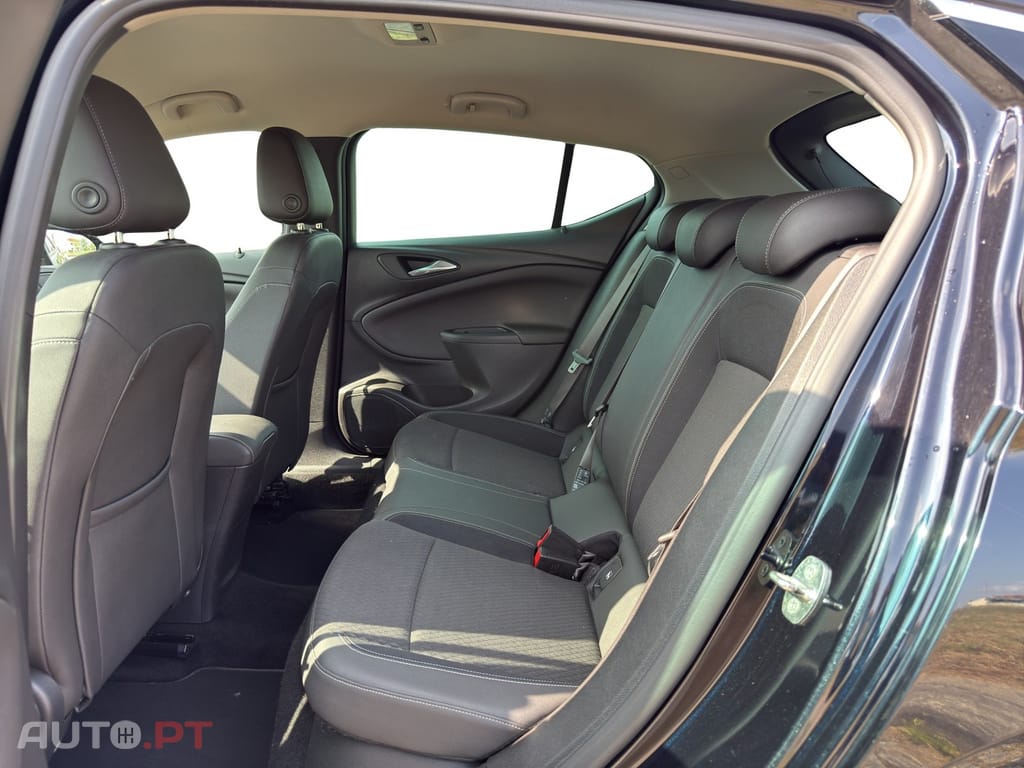 Opel Astra 1.0 Innovation S/S