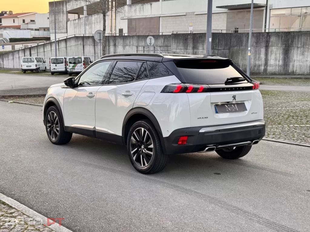 Peugeot 2008 1.2 PureTech GT Line