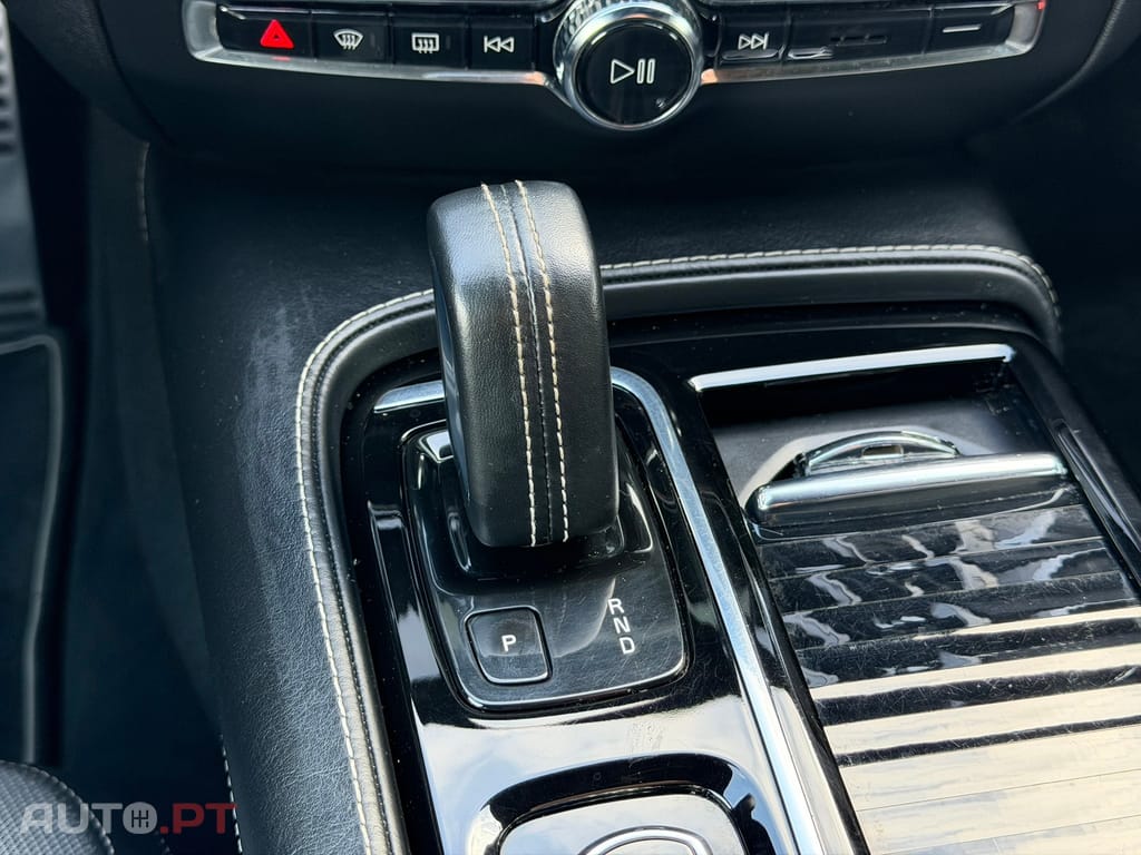 Volvo V60 2.0 T6 AWD TE R-Design