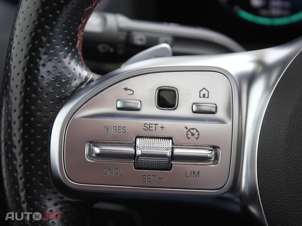 Mercedes-Benz EQA 300 4Matic AMG Line