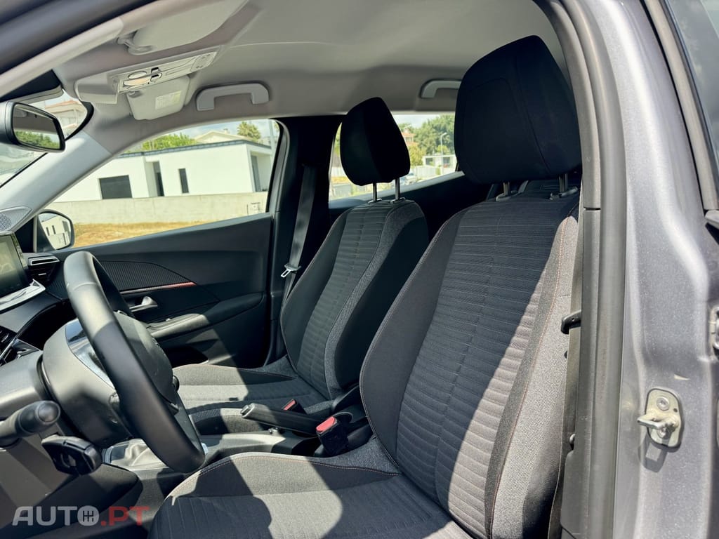 Peugeot 2008 1.5 BlueHDi Active