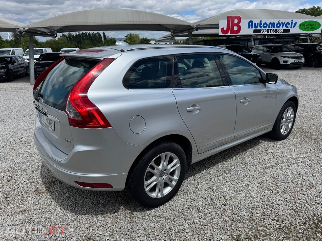 Volvo XC60 2.0 D3 Momentum Geartronic