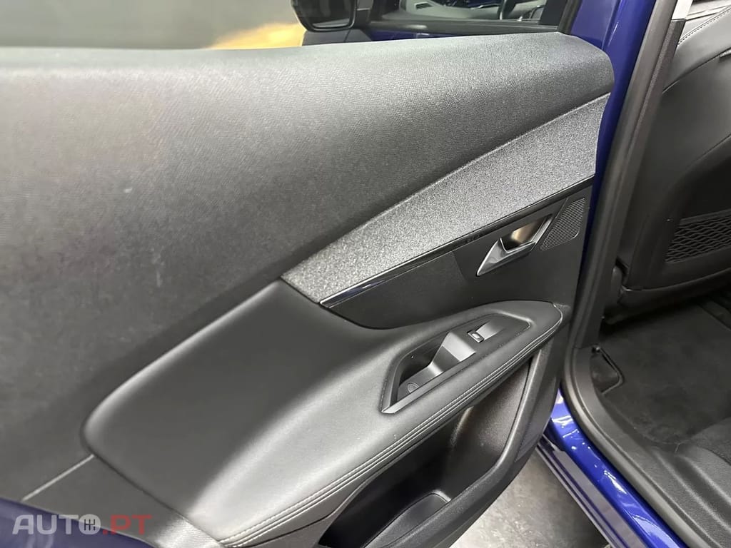 Peugeot 3008 1.5 BlueHDi Allure