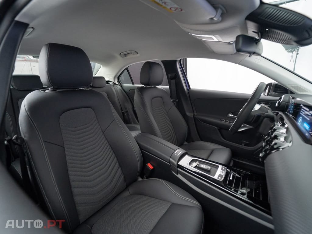 Mercedes-Benz A 250 e