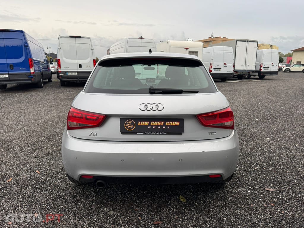 Audi A1 1.6 TDi S-line