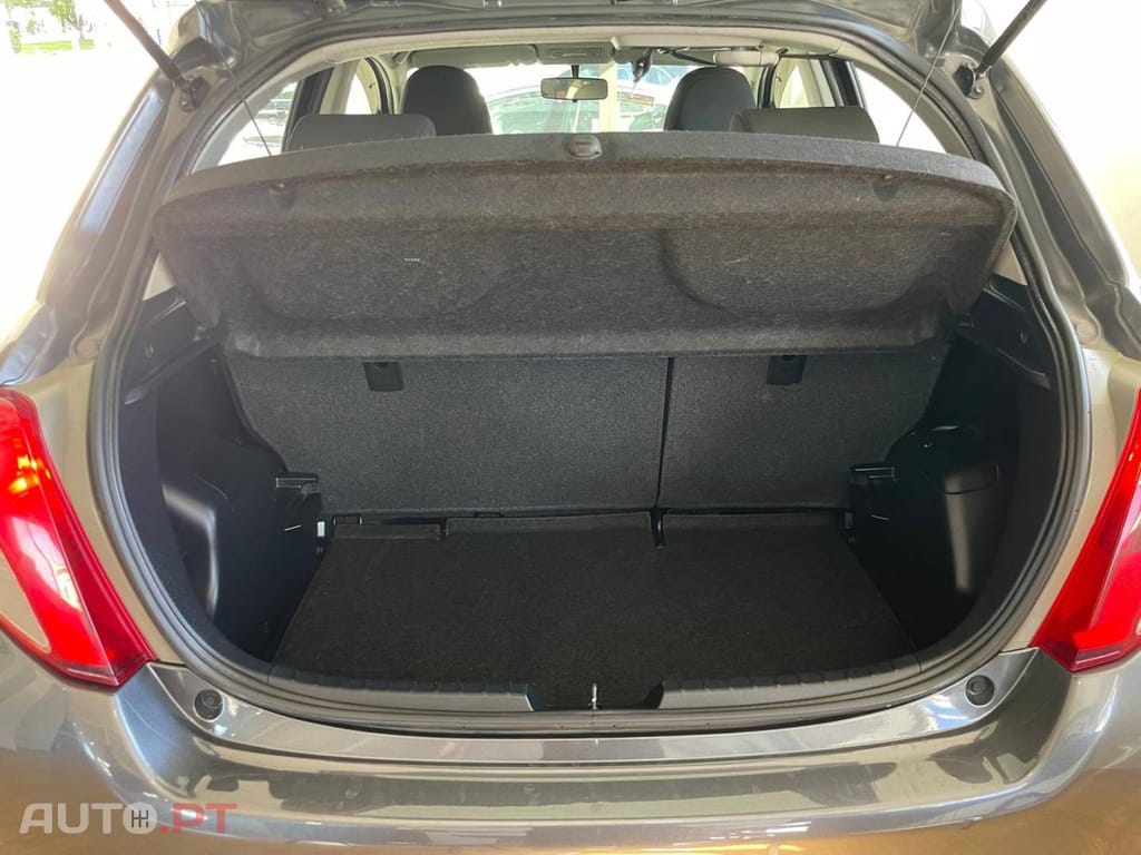Toyota Yaris 1.0 VVT-i ACtive+AC
