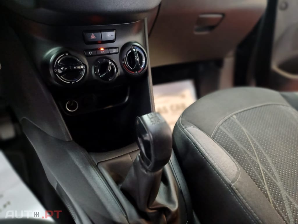 Peugeot 208 1.4 HDi Active
