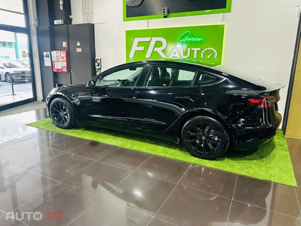 Tesla Model 3 Standard RWD