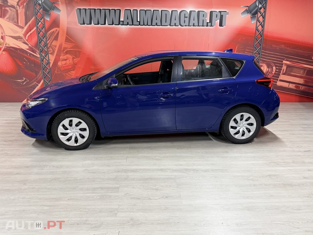 Toyota Auris 1.33 VVT-i ACtive+AC