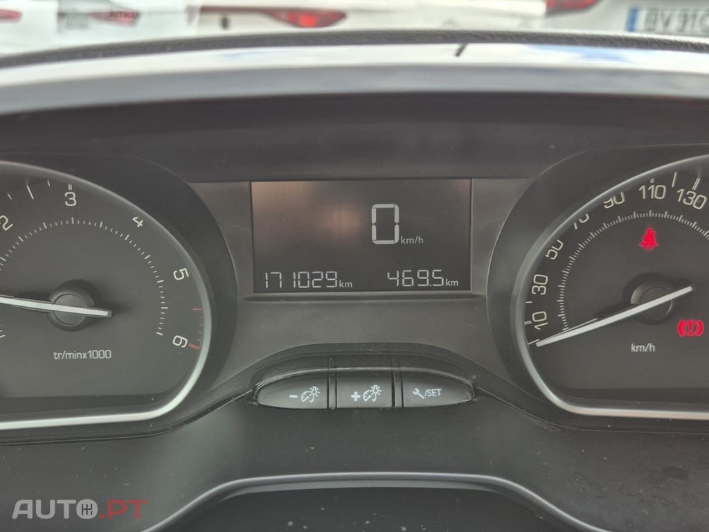 Peugeot 208 1.6 BlueHDi Active