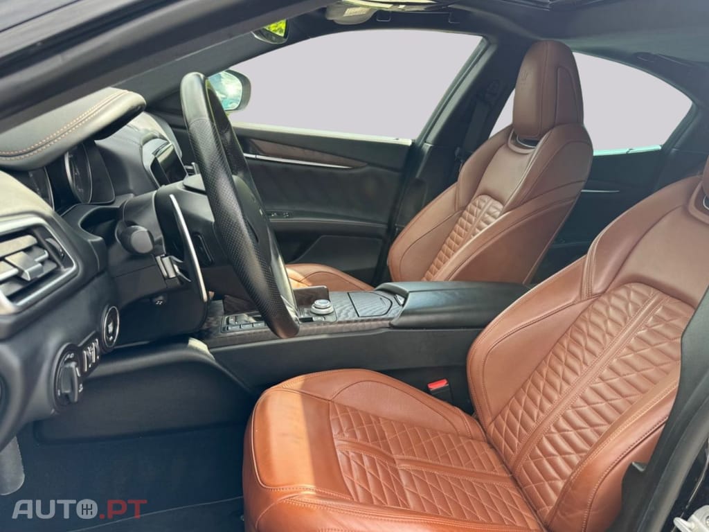Maserati Ghibli I.V.A DEDUTIVEL GranSport