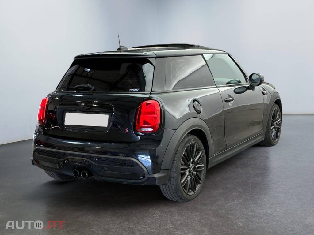 MINI Cooper S Camden Edition