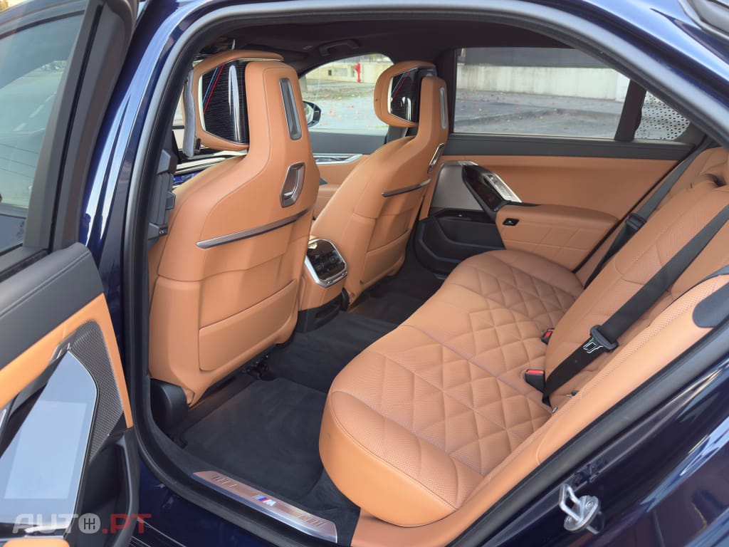 BMW 750 e xDrive Pack-M Pro
